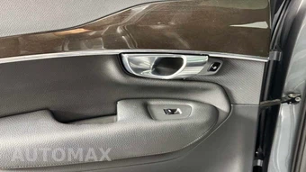 2018 Volvo XC90 T6 Momentum 7-Passenger - miniatura 33