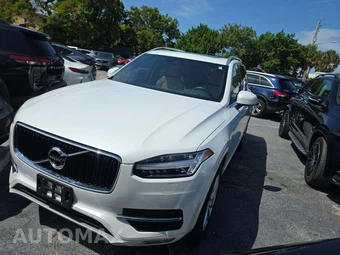 2018 Volvo XC90 T6 Momentum 7-Passenger