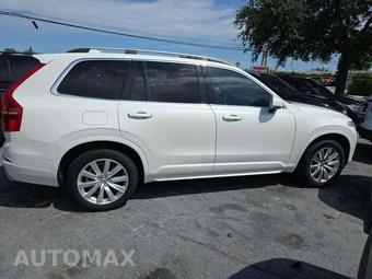 2018 Volvo XC90 T6 Momentum 7-Passenger - miniatura 4