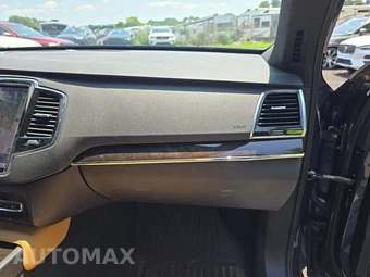 2018 Volvo XC90 T6 Momentum 7-Passenger – miniatura 20