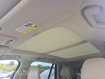 2018 Volvo XC90 T6 Momentum 7-Passenger - miniatura 11