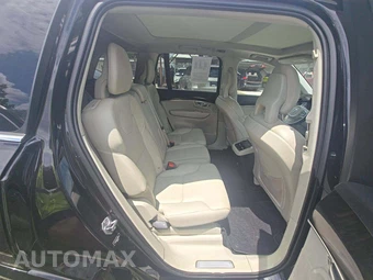 2018 Volvo XC90 T6 Momentum 7-Passenger - miniatura 17
