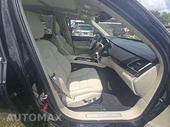 2018 Volvo XC90 T6 Momentum 7-Passenger - miniatura 19
