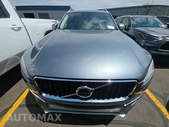2018 Volvo XC90 T6 Momentum 7-Passenger - miniatura 2