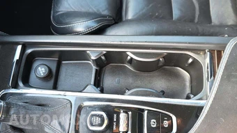 2018 Volvo XC90 T6 Momentum 7-Passenger - miniatura 34