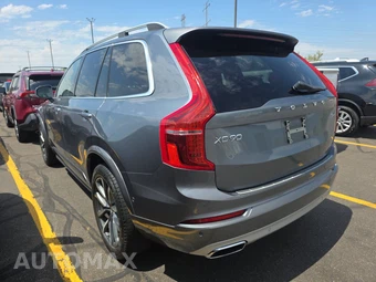 2018 Volvo XC90 T6 Momentum 7-Passenger - miniatura 6