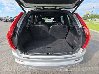 2018 Volvo XC90 T6 Momentum 7-Passenger - miniatura 12