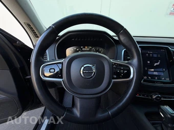 2018 Volvo XC90 T6 Momentum 7-Passenger – miniatura 11