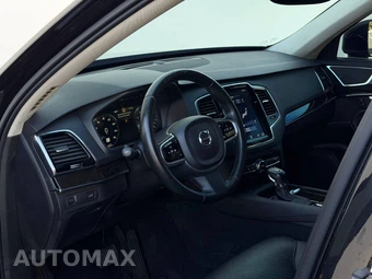 2018 Volvo XC90 T6 Momentum 7-Passenger – miniatura 17