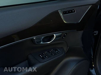 2018 Volvo XC90 T6 Momentum 7-Passenger – miniatura 18