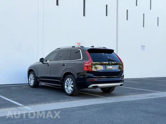 2018 Volvo XC90 T6 Momentum 7-Passenger – miniatura 4