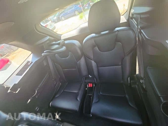 2018 Volvo XC90 T6 Momentum 7-Passenger – miniatura 14