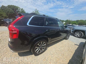 2018 Volvo XC90 T6 Momentum 7-Passenger – miniatura 4