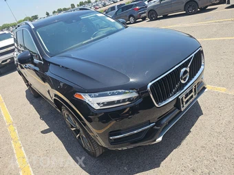 2018 Volvo XC90 T6 Momentum 7-Passenger - miniatura 3