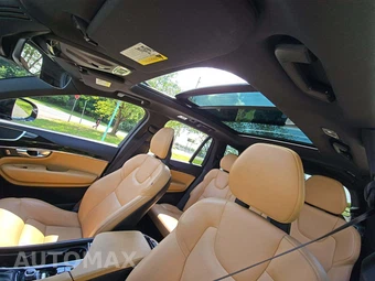 2018 Volvo XC90 T6 Momentum 7-Passenger - miniatura 11
