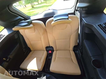 2018 Volvo XC90 T6 Momentum 7-Passenger - miniatura 14