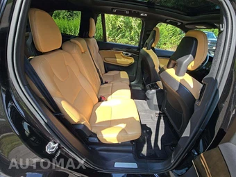 2018 Volvo XC90 T6 Momentum 7-Passenger - miniatura 17