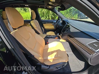 2018 Volvo XC90 T6 Momentum 7-Passenger - miniatura 19