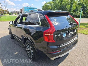 2018 Volvo XC90 T6 Momentum 7-Passenger - miniatura 2