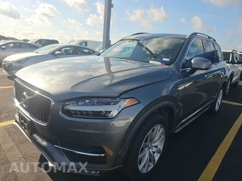 2018 Volvo XC90 T6 Momentum 7-Passenger