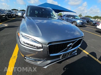 2018 Volvo XC90 T6 Momentum 7-Passenger - miniatura 2