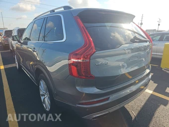 2018 Volvo XC90 T6 Momentum 7-Passenger - miniatura 6