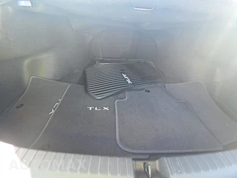 2019 Acura TLX – miniatura 16
