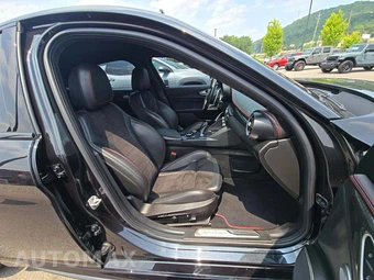 2019 Alfa Romeo Giulia Quadrifoglio - miniatura 15