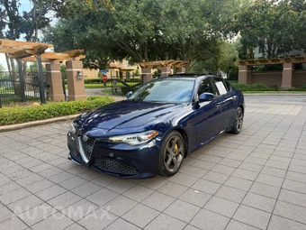 2019 Alfa Romeo Giulia Sport – miniatura 11