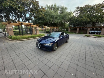 2019 Alfa Romeo Giulia Sport – miniatura 12