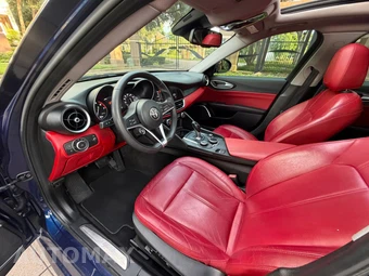 2019 Alfa Romeo Giulia Sport – miniatura 18