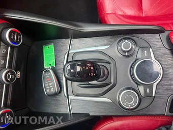 2019 Alfa Romeo Giulia Sport – miniatura 38