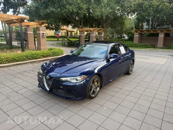 2019 Alfa Romeo Giulia Sport – miniatura 4