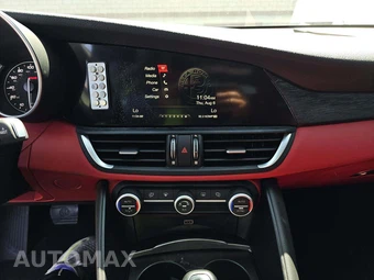 2019 Alfa Romeo Giulia Sport - miniatura 7