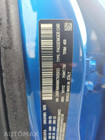 2019 Alfa Romeo Giulia Sport - miniatura 2