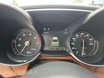 2019 Alfa Romeo Giulia Sport - miniatura 6