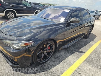 2019 Alfa Romeo Giulia Ti Sport Carbon
