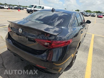 2019 Alfa Romeo Giulia Ti Sport Carbon - miniatura 4