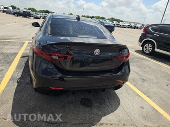 2019 Alfa Romeo Giulia Ti Sport Carbon - miniatura 5