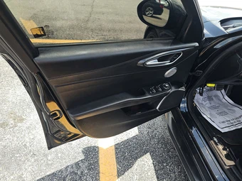2019 Alfa Romeo Giulia Ti Sport Carbon - miniatura 9