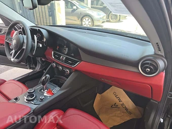 2019 Alfa Romeo Giulia Ti Sport – miniatura 19