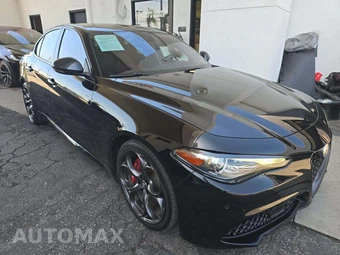 2019 Alfa Romeo Giulia Ti Sport – miniatura 4