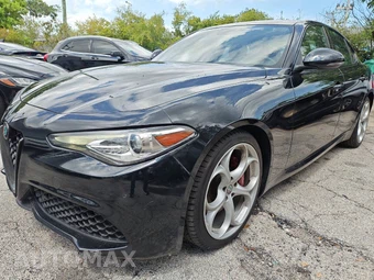 2019 Alfa Romeo Giulia Ti Sport - miniatura 21