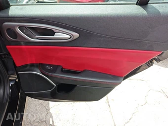 2019 Alfa Romeo Giulia Ti Sport - miniatura 48