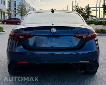 2019 Alfa Romeo Giulia Ti Sport – miniatura 10