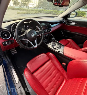 2019 Alfa Romeo Giulia Ti Sport – miniatura 13