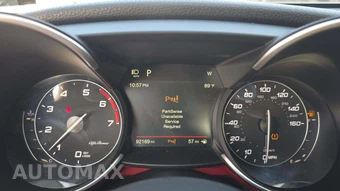 2019 Alfa Romeo Giulia Ti – miniatura 12