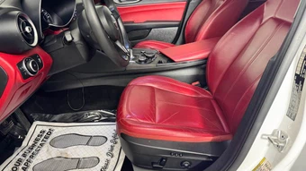 2019 Alfa Romeo Giulia Ti – miniatura 15