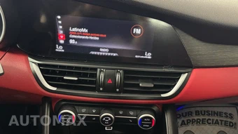 2019 Alfa Romeo Giulia Ti – miniatura 21