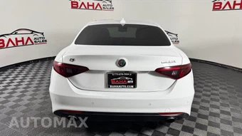 2019 Alfa Romeo Giulia Ti – miniatura 6